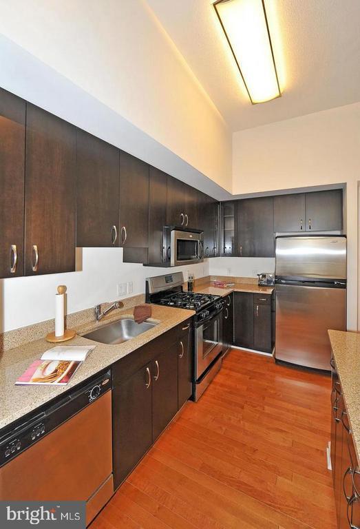 Building Photo - 440 L St NW
