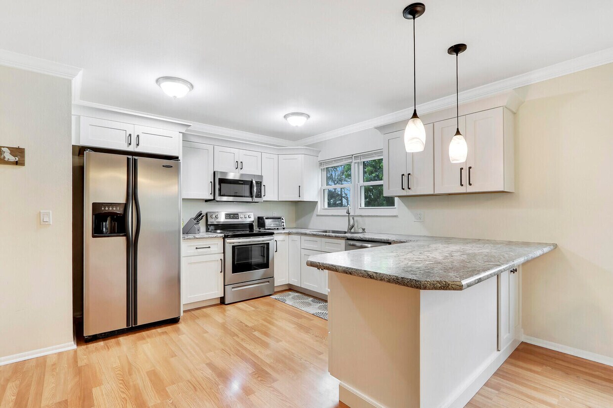 Foto principal - 1324 SE Rushing Ln