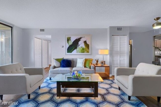 Foto del edificio - 1 br, 1 bath Apartment - 3259 S Parker Rd