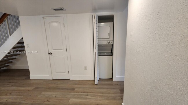 Foto del edificio - 8252 NW 6th Terrace