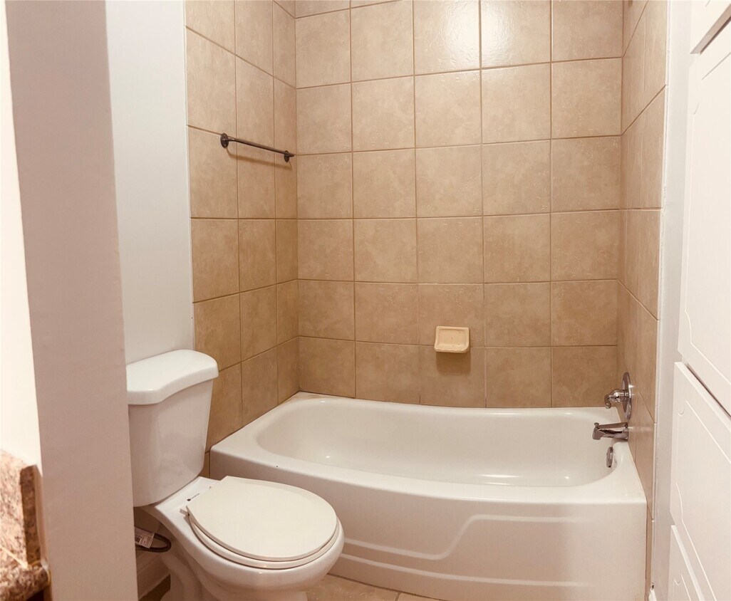 Foto del edificio - 5550 N Braeswood Blvd