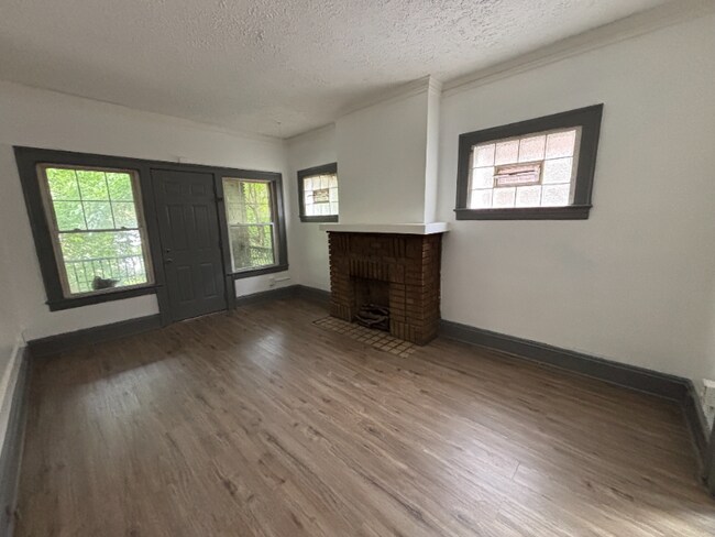 Foto del edificio - 971 E 143rd St