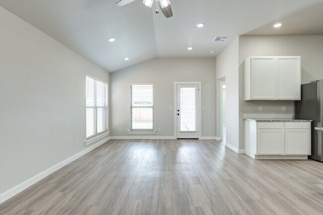 Foto del edificio - Wonderful 4/2/2 in Bell Farms!