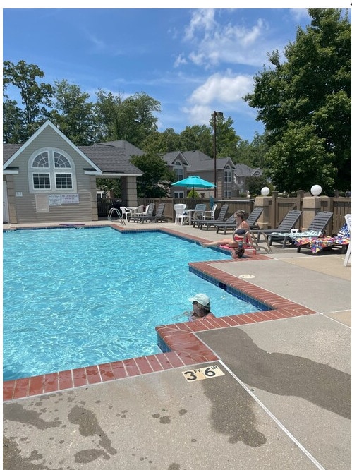 Community Pool - 904 Queens Way