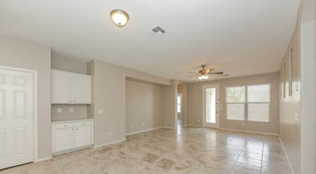 Foto del edificio - 4505 W Pleasant Ln