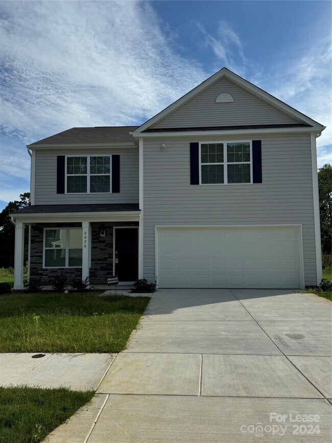 Foto del edificio - 6020 Northway Frst Dr