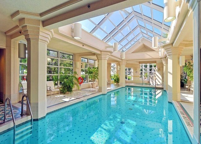 Autre - Palace Place