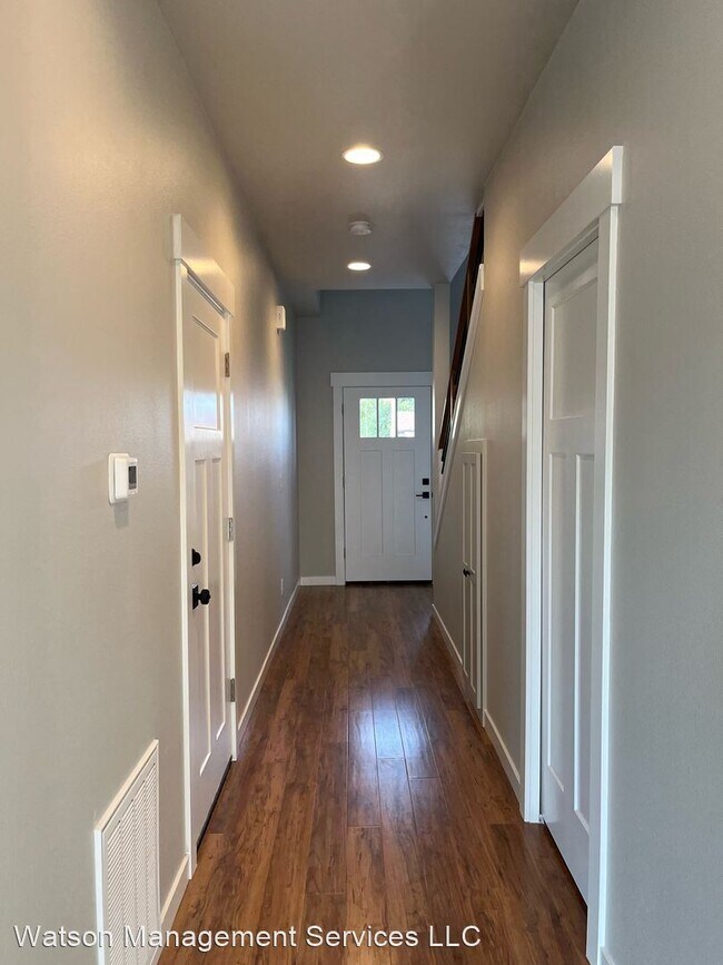 Foto del edificio - 3 br, 2.5 bath House - 558 Harrison St.