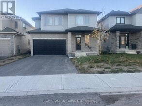 Building Photo - 9 Griffith Wy Building Photo - 9 Griffith Wy