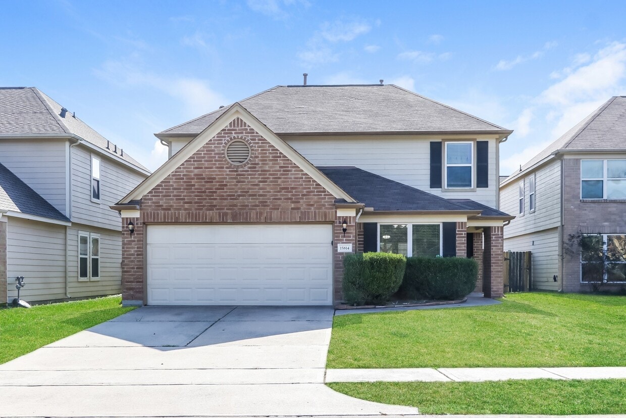 Foto principal - 15814 Sheldon Ridge Way