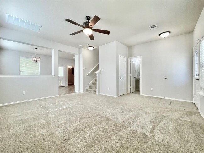 Building Photo - 1819 Enchanted Rock Dr