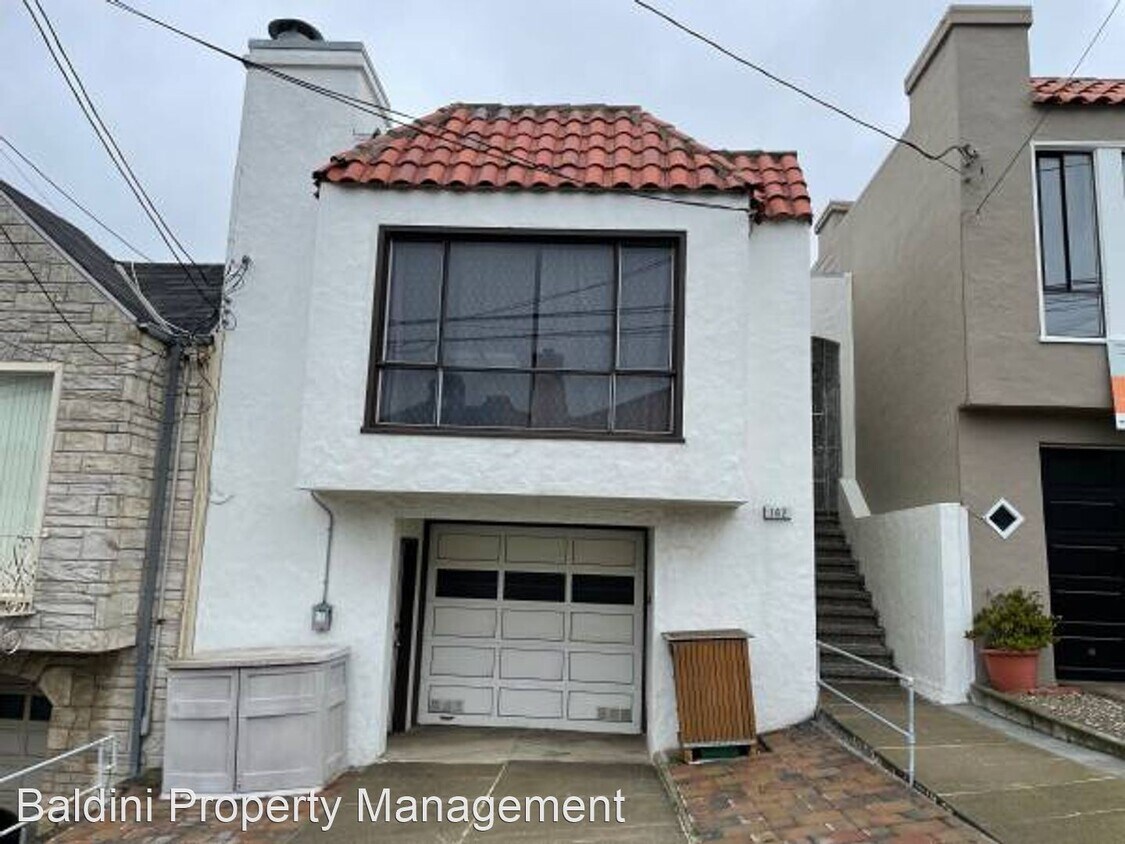 Primary Photo - 2 br, 2 bath House - 162 Niagara