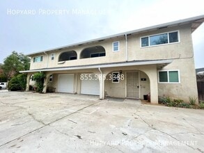 Building Photo - 1073 Kottinger Dr