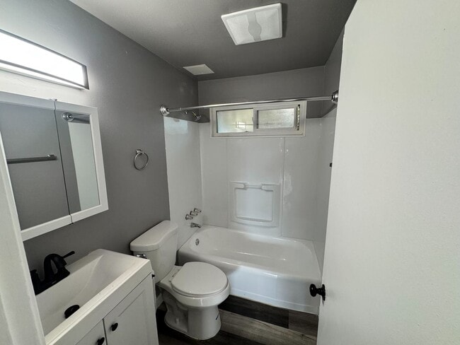 Interior Photo - Arise Highline