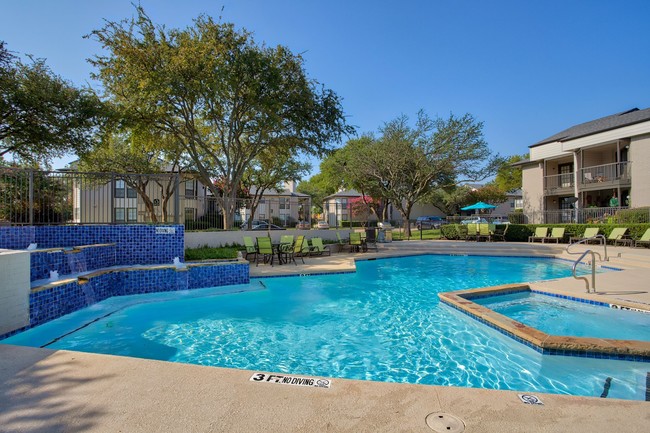 Bellevue At Spring Creek Apartments - Plano, Tx 