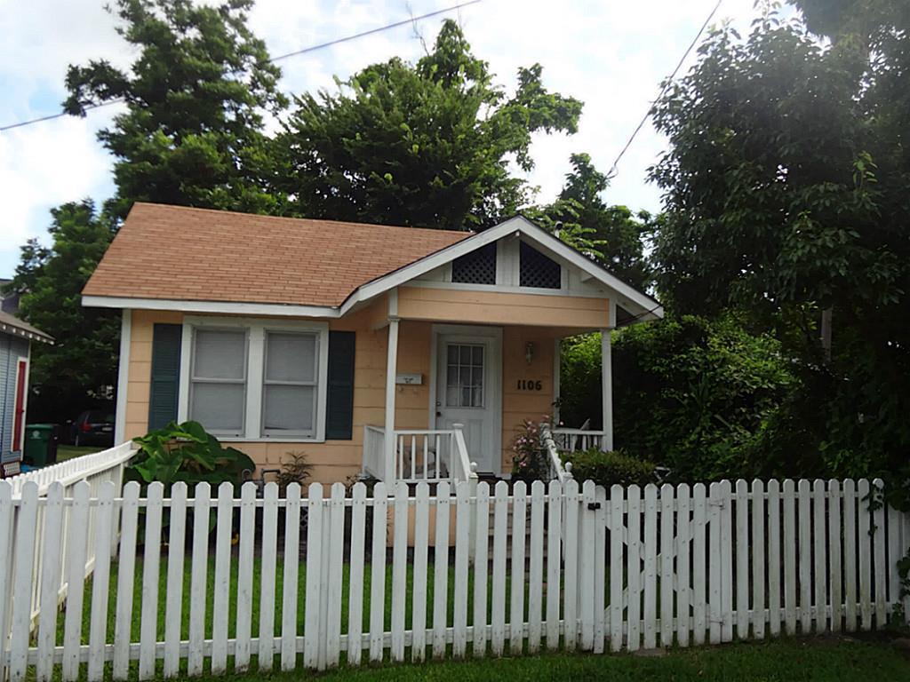 Primary Photo - 1106 Mathis St