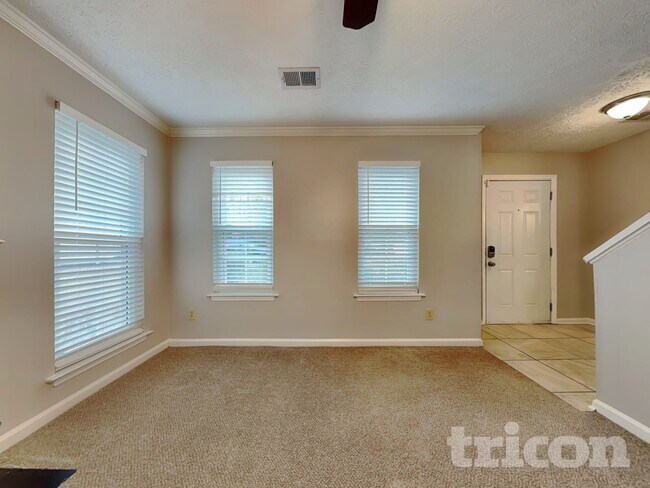 Building Photo - 1399 Ling Dr