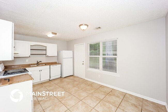 Building Photo - 1328 Labelle St