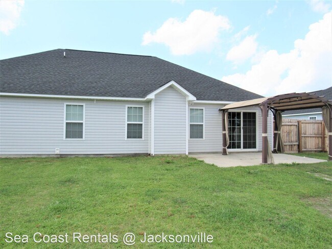 Building Photo - 4 br, 2 bath House - 200 Moonstone Ct