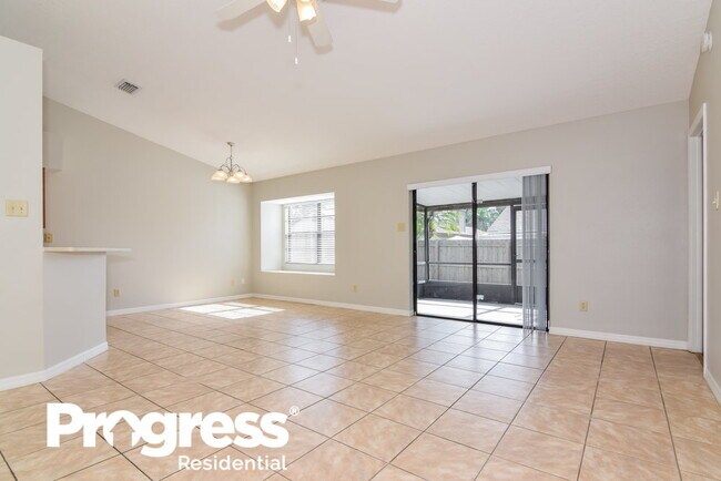 Foto del edificio - 1440 Tiverton Dr