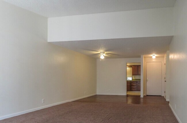 Foto del edificio - 1021 Swingwood Dr NE