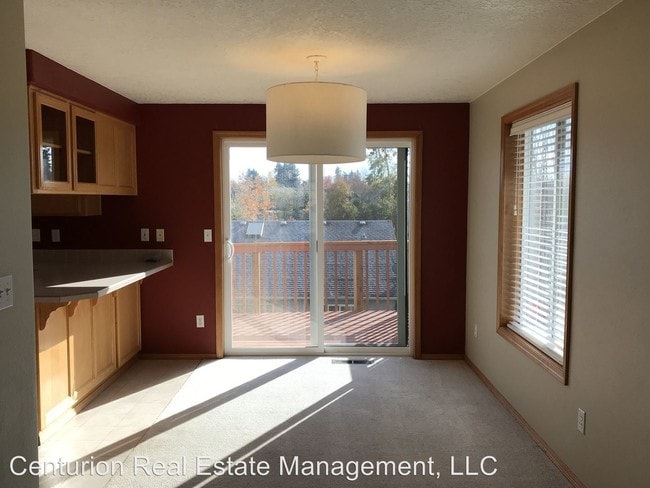 Building Photo - 1426 Horizon Ridge Dr NE