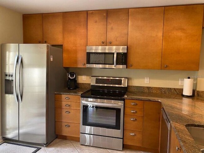 Foto del edificio - 5327 Huntingwood Ct