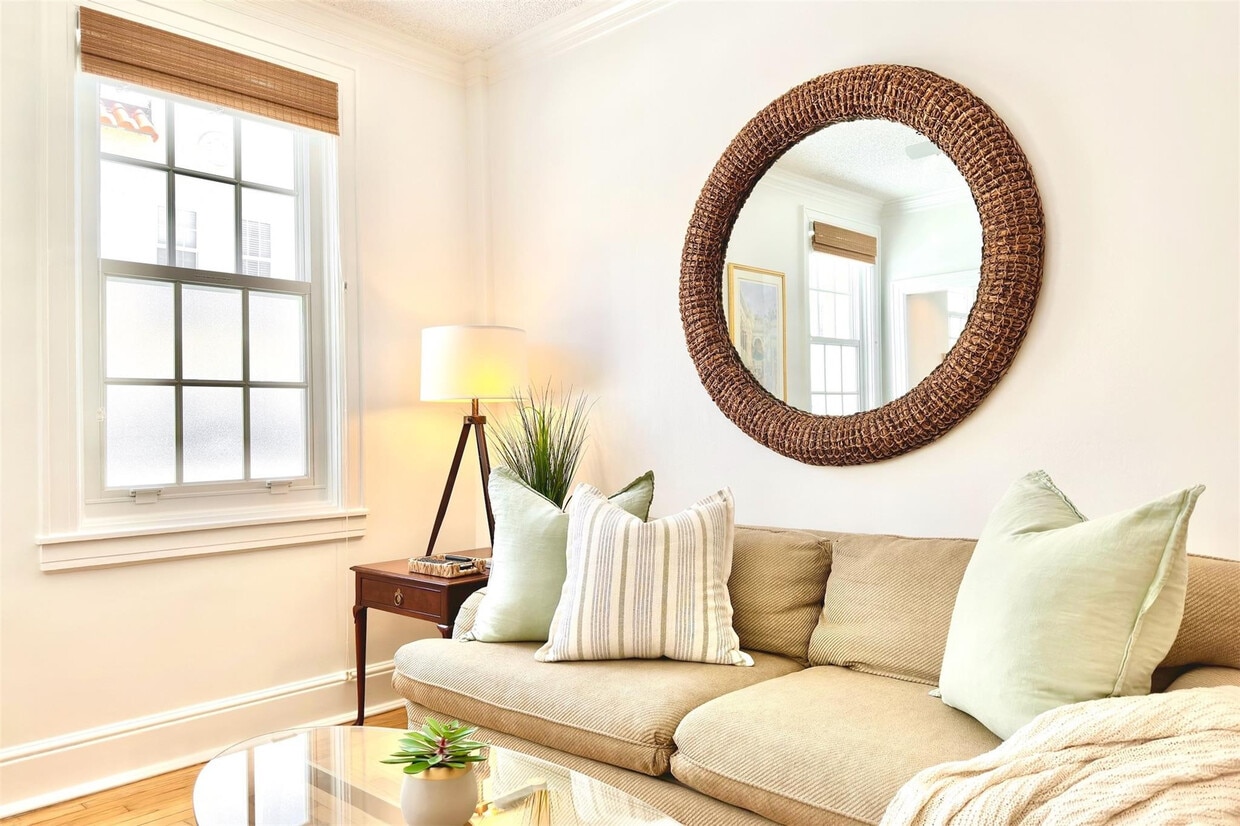 Primary Photo - 235 Sunrise Ave