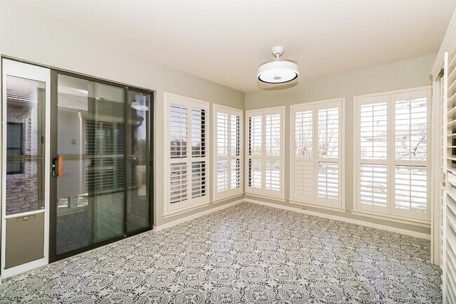 Foto del edificio - 208 Crescent Bluff