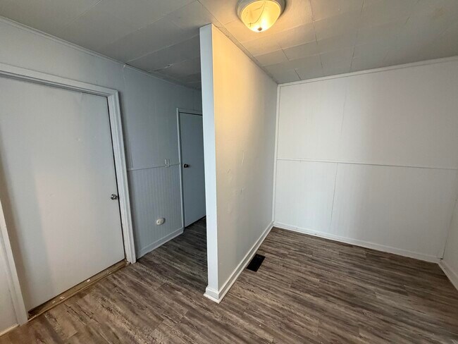 Foto del edificio - 56 Bismark-