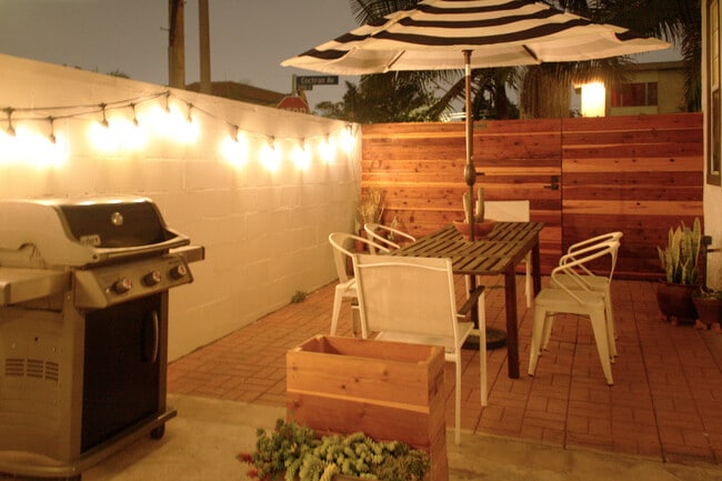 Private Side Yard - 2760 S Cochran Ave