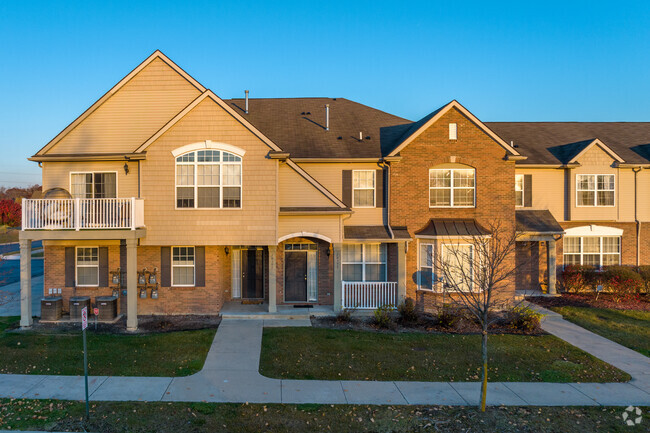 Building Photo - Timberline Meadows