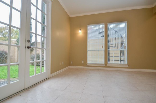 Foto del edificio - 2309 Potomac Dr