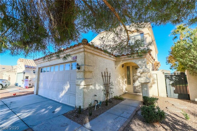 Building Photo - 371 Lander Dr