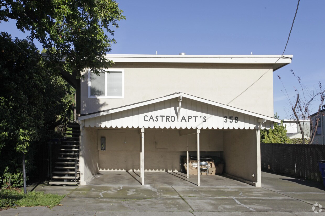 Building Photo - Castro Apartments