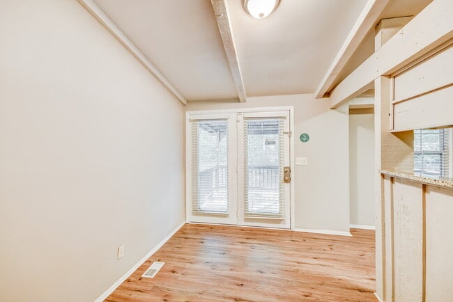Foto del edificio - 6124 Tyler Loop Rd