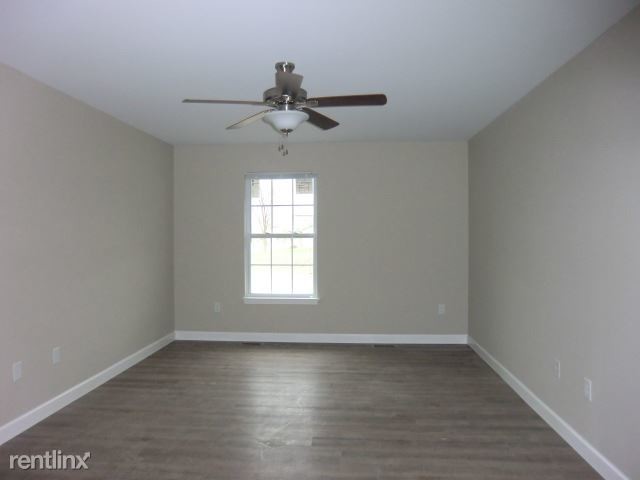 Foto del edificio - 2 br, 2 bath  - 5816 Executive Plaza Dr