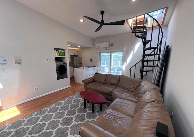 Foto del edificio - 608 Dorchester Ave