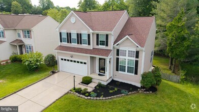 Building Photo - 6200 Waving Willow Path