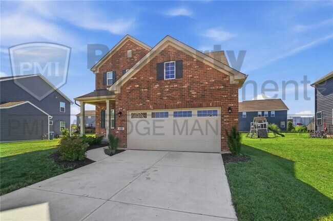 Building Photo - 3 Bed 3 1/2 Bath Single Family Home with Attached 2 Car Garage