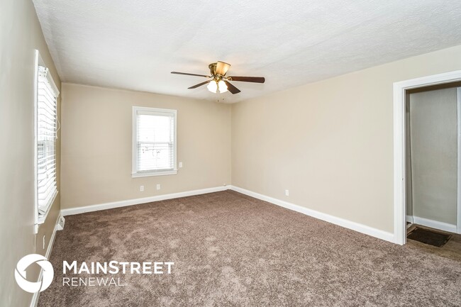 Building Photo - 110 Mills Dr