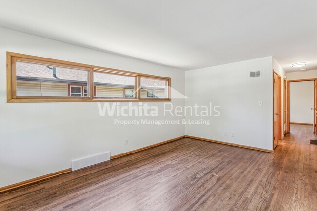 Foto del edificio - Coming soon!