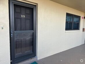 Building Photo - 2100 Ocean Shore Blvd
