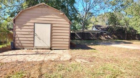 Foto principal - 2628 Webster St