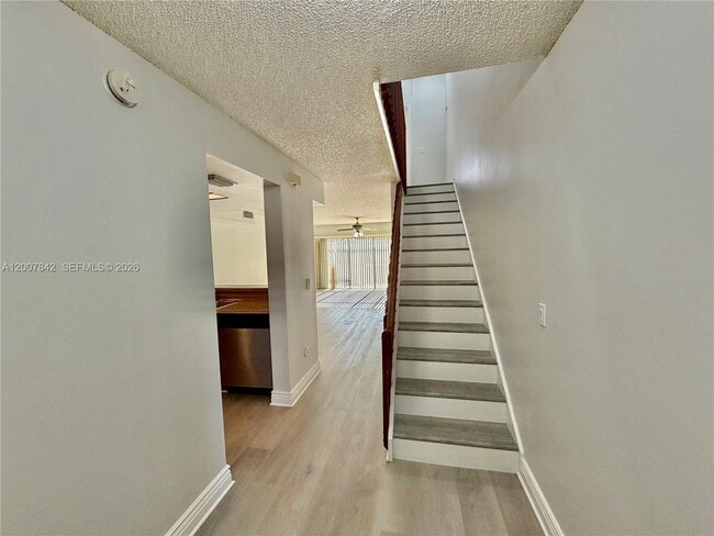 Foto del edificio - 4403 SW 70th Terrace