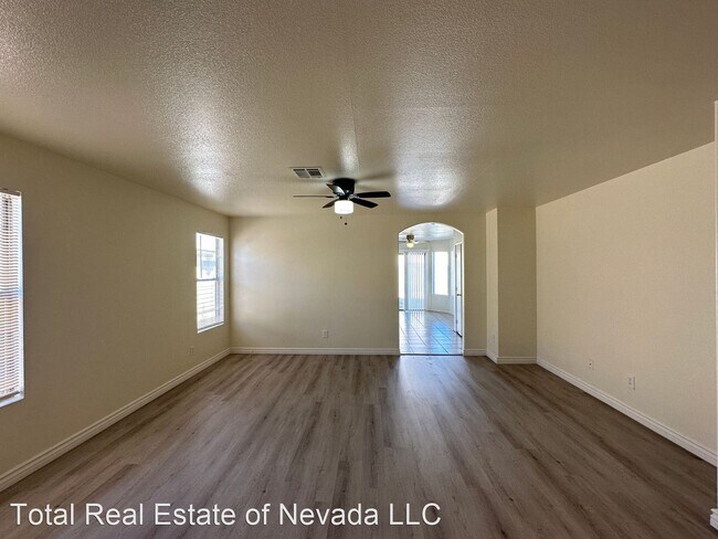 Building Photo - 3 br, 2 bath House - 6448 Dune Point Ct