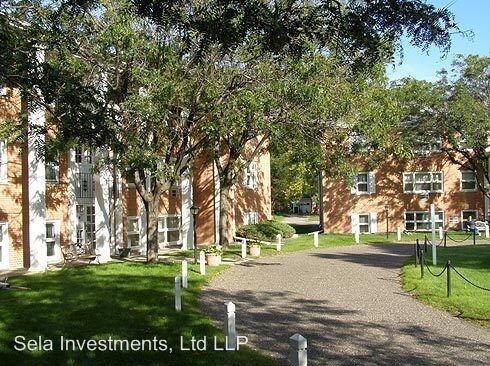 Foto del edificio - 2836-3536 Aquila Ave S