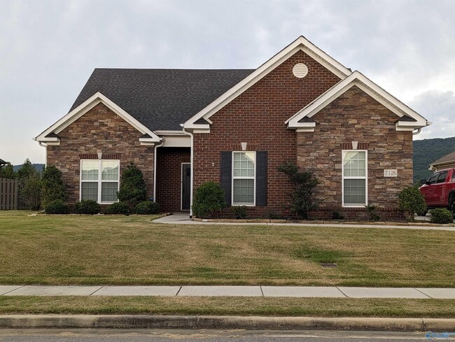 Building Photo - 7126 Weeping Willow Dr SE