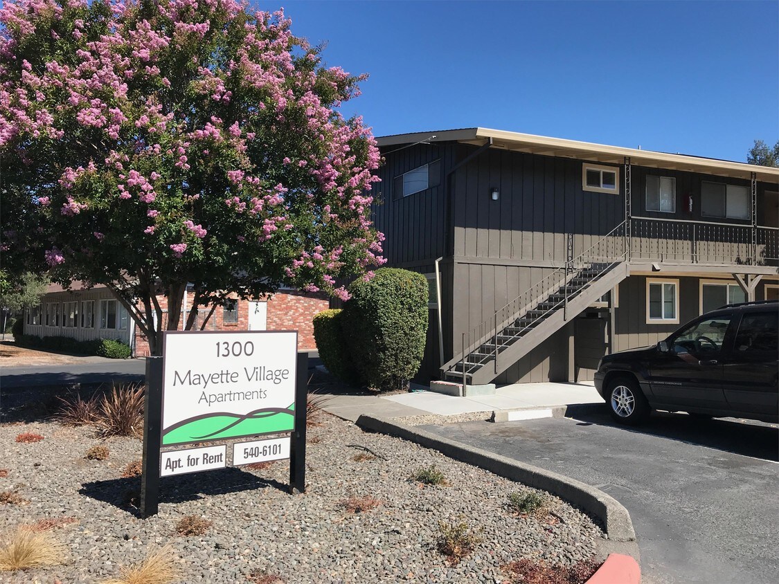Foto principal - 1320 Yulupa Ave