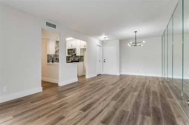 Foto del edificio - 4837 Cedar Springs Rd